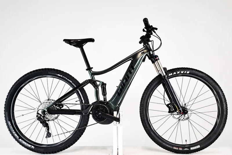 GIANT Stance E+2 S 1640