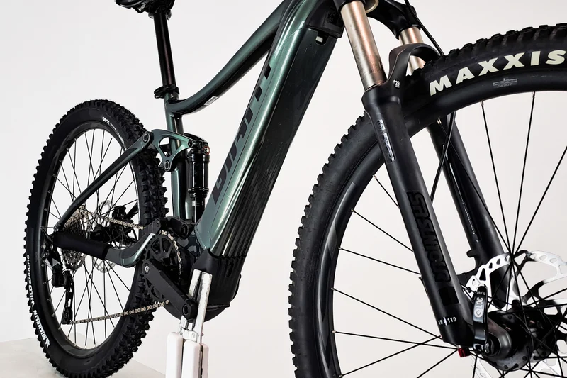 GIANT Stance E+2 S 1640