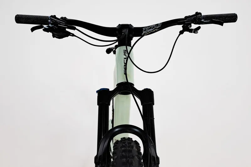 FOCUS Jam 6.9 2022 XL