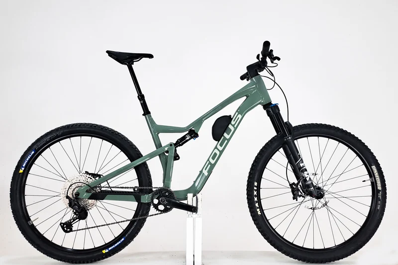 FOCUS Thron 6.9 XL