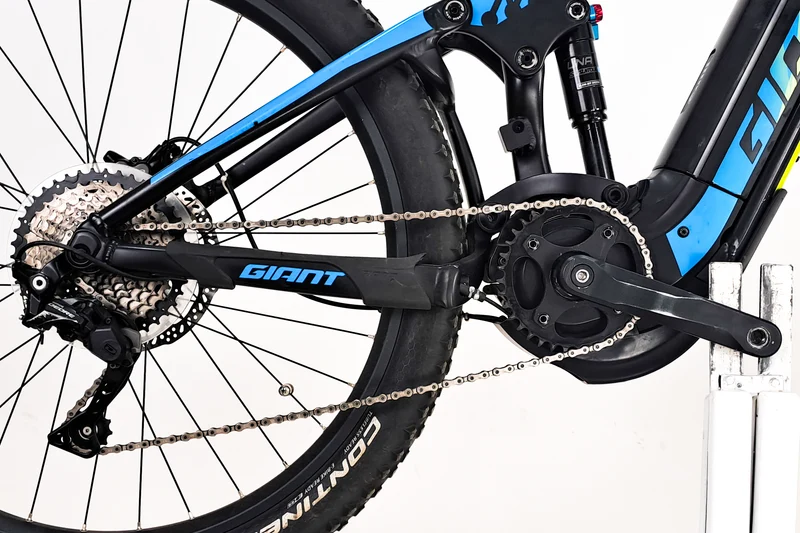 GIANT Full E+3 2018 XL