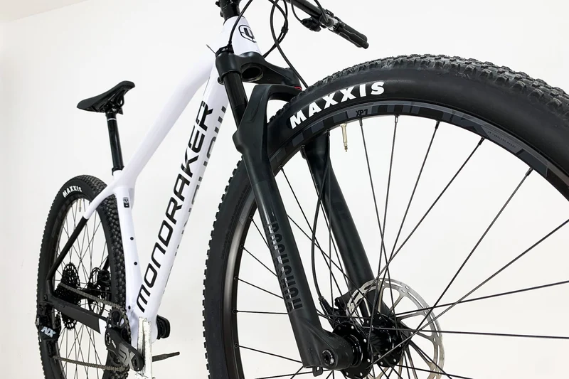 MONDRAKER Chrono Carbon 2022 White (1*M/1*XL)